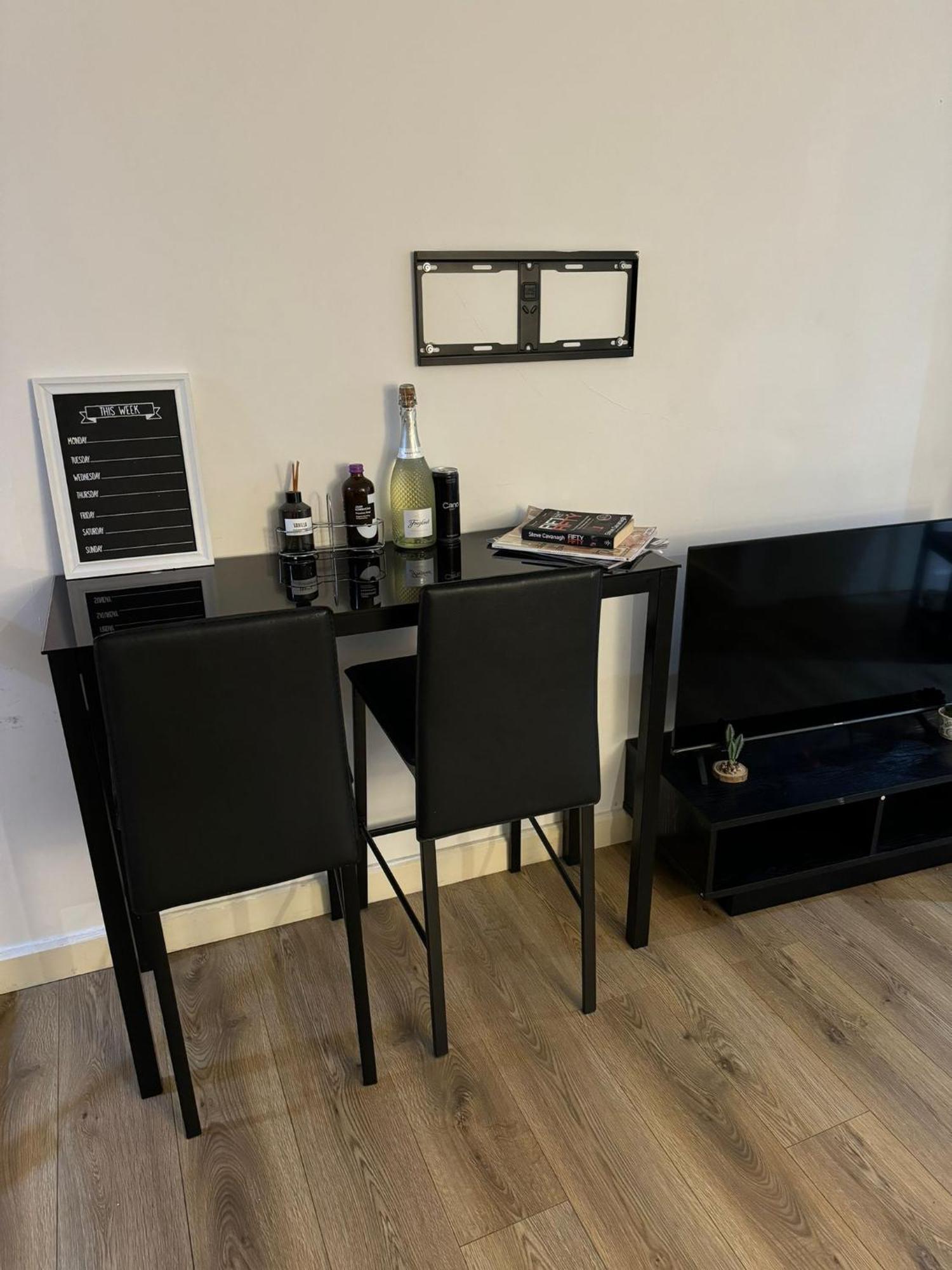 Cozy Two Bedroom Apartment Sleeps 6 Near Camden Market Hw10 Londres Extérieur photo