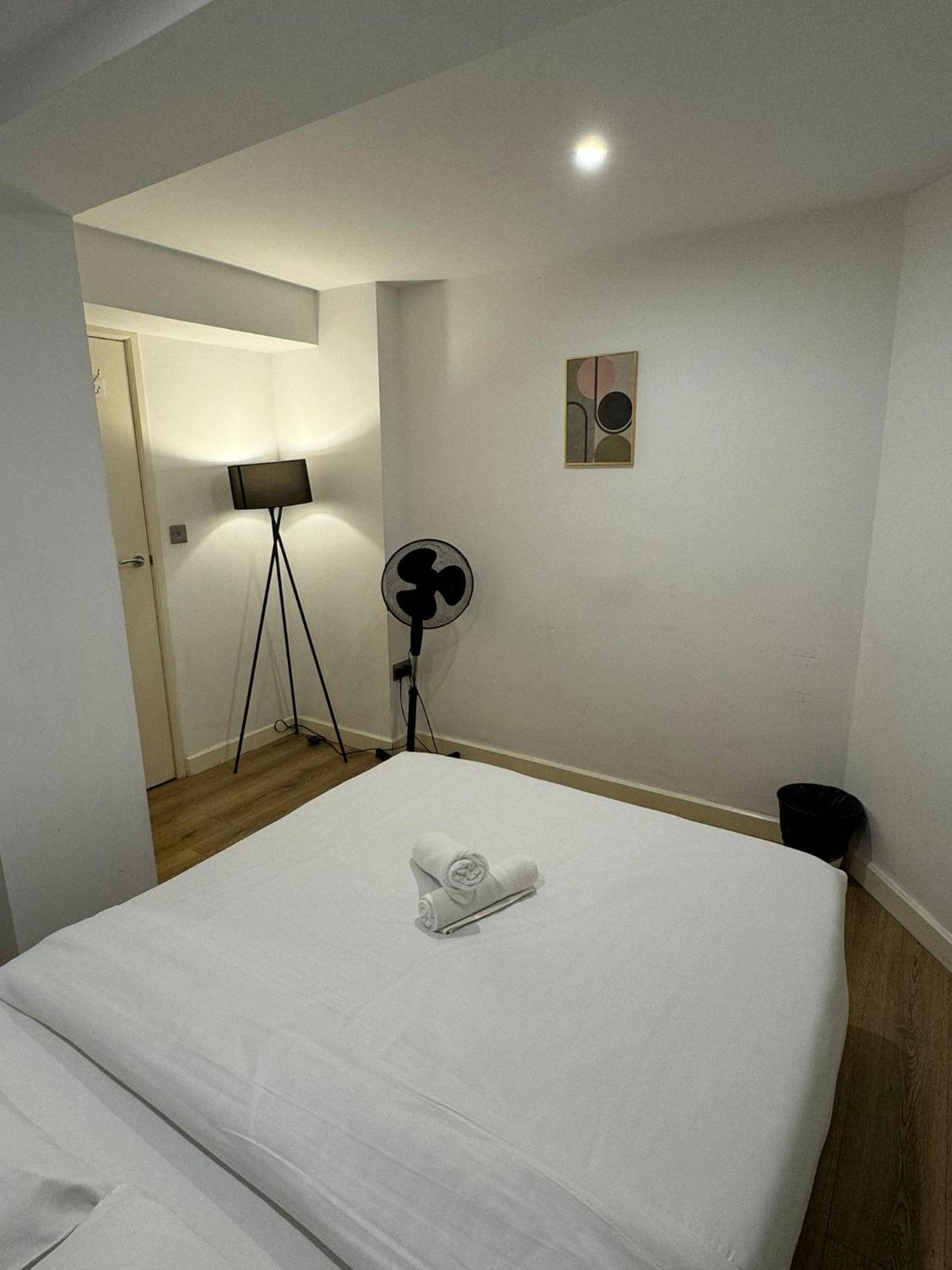 Cozy Two Bedroom Apartment Sleeps 6 Near Camden Market Hw10 Londres Extérieur photo